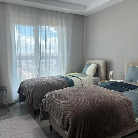 Esenboga Airport Yakininda Lueks Bulvar Suits Comfortable Long Near Esenboga Airport *